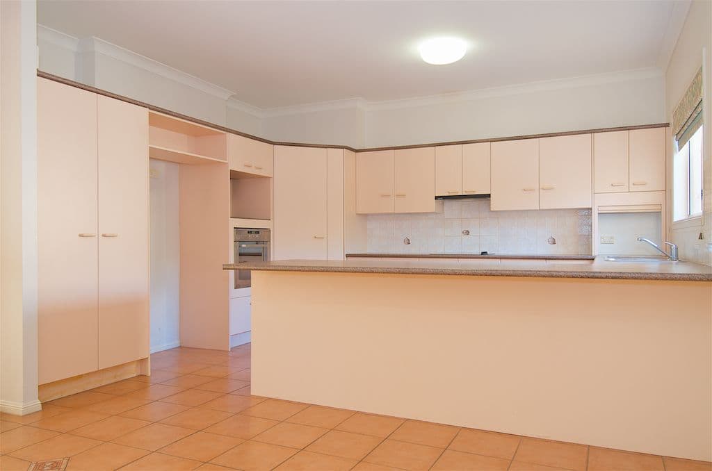 16 Waterwood Court, Arundel QLD 4214, Arundel - Thumbnail 7