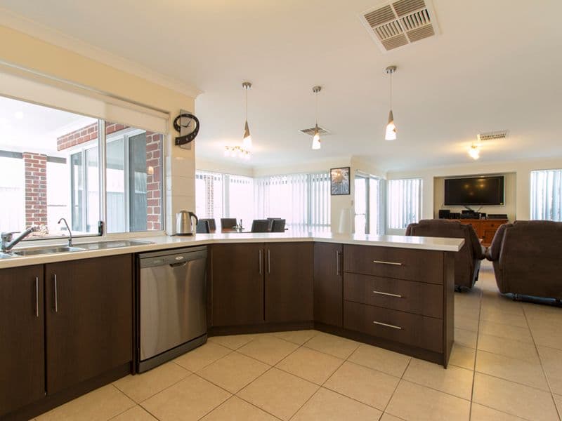 24 Colonen Street, WANDINA WA 6530, Wandina - Thumbnail 8