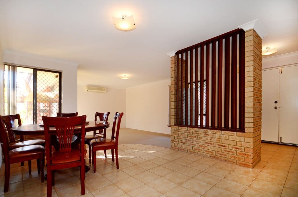 52 Corrington Circle, NOLLAMARA WA 6061, Nollamara - Thumbnail 5