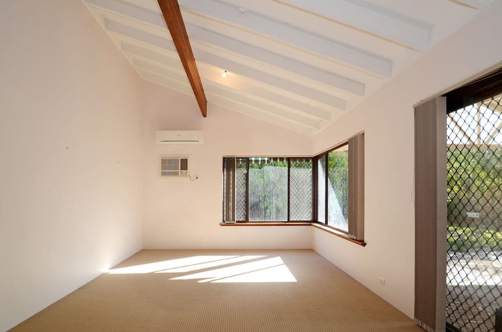 52 Corrington Circle, NOLLAMARA WA 6061, Nollamara - Thumbnail 6