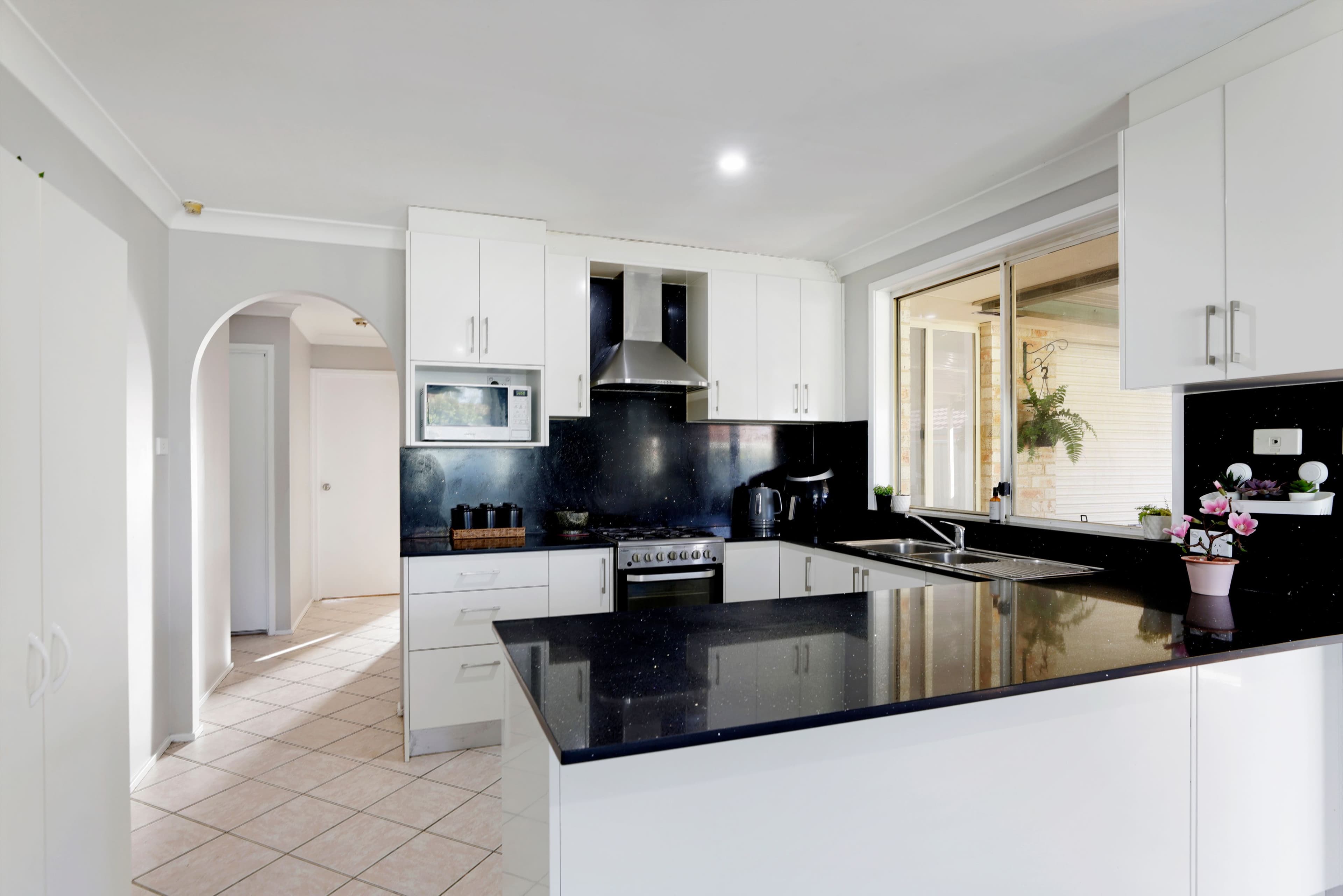 16 Wolara Avenue, Glenmore Park NSW 2745, Glenmore Park - Thumbnail 4