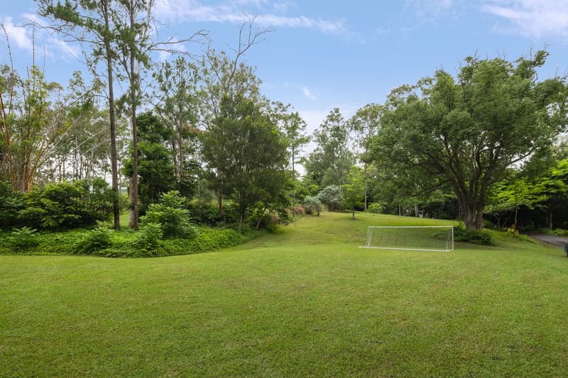 199 Kenmore Road, Kenmore - Thumbnail 4