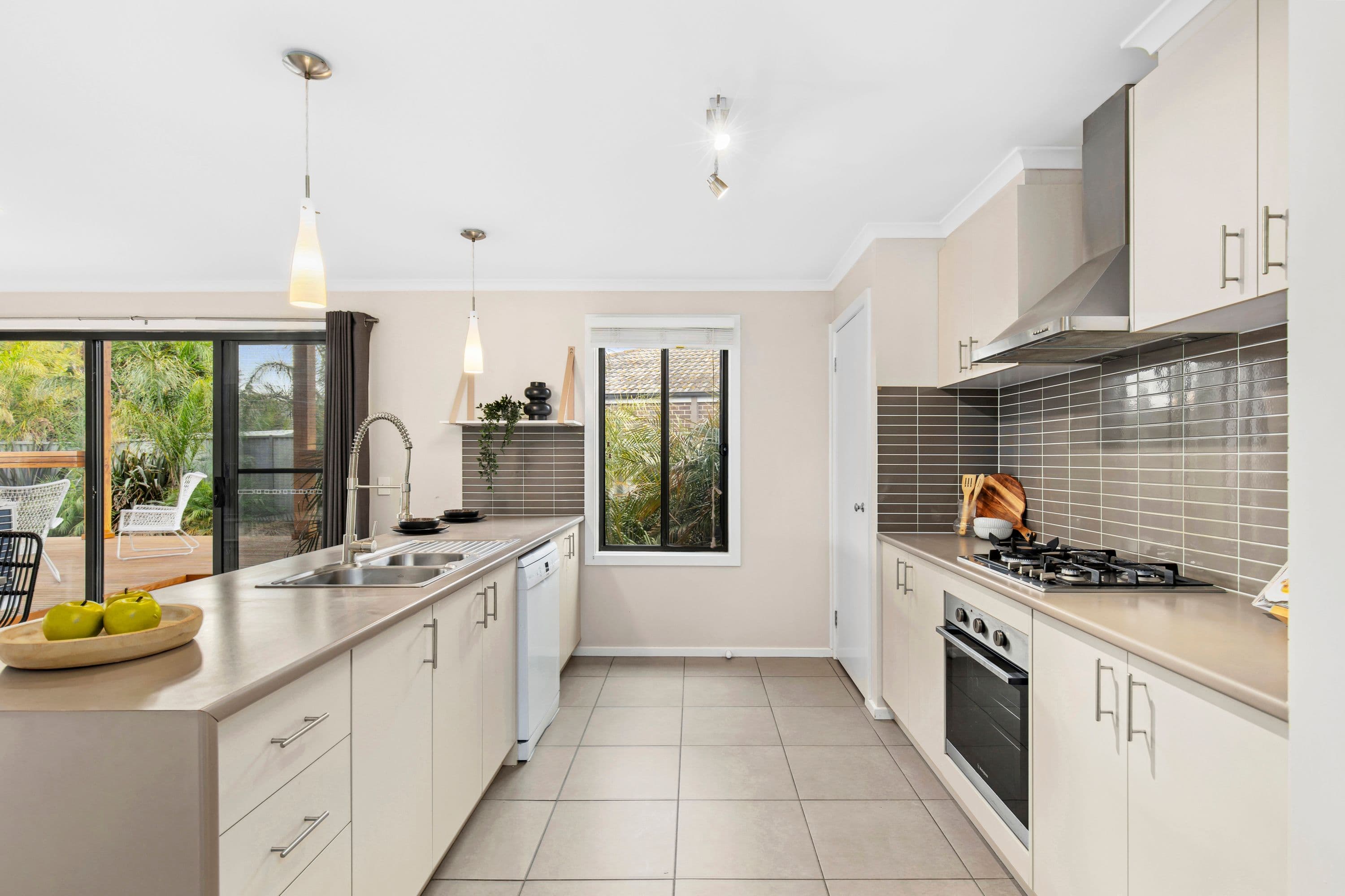 18 Bluebill Court, Lara VIC 3212, Lara - Thumbnail 5