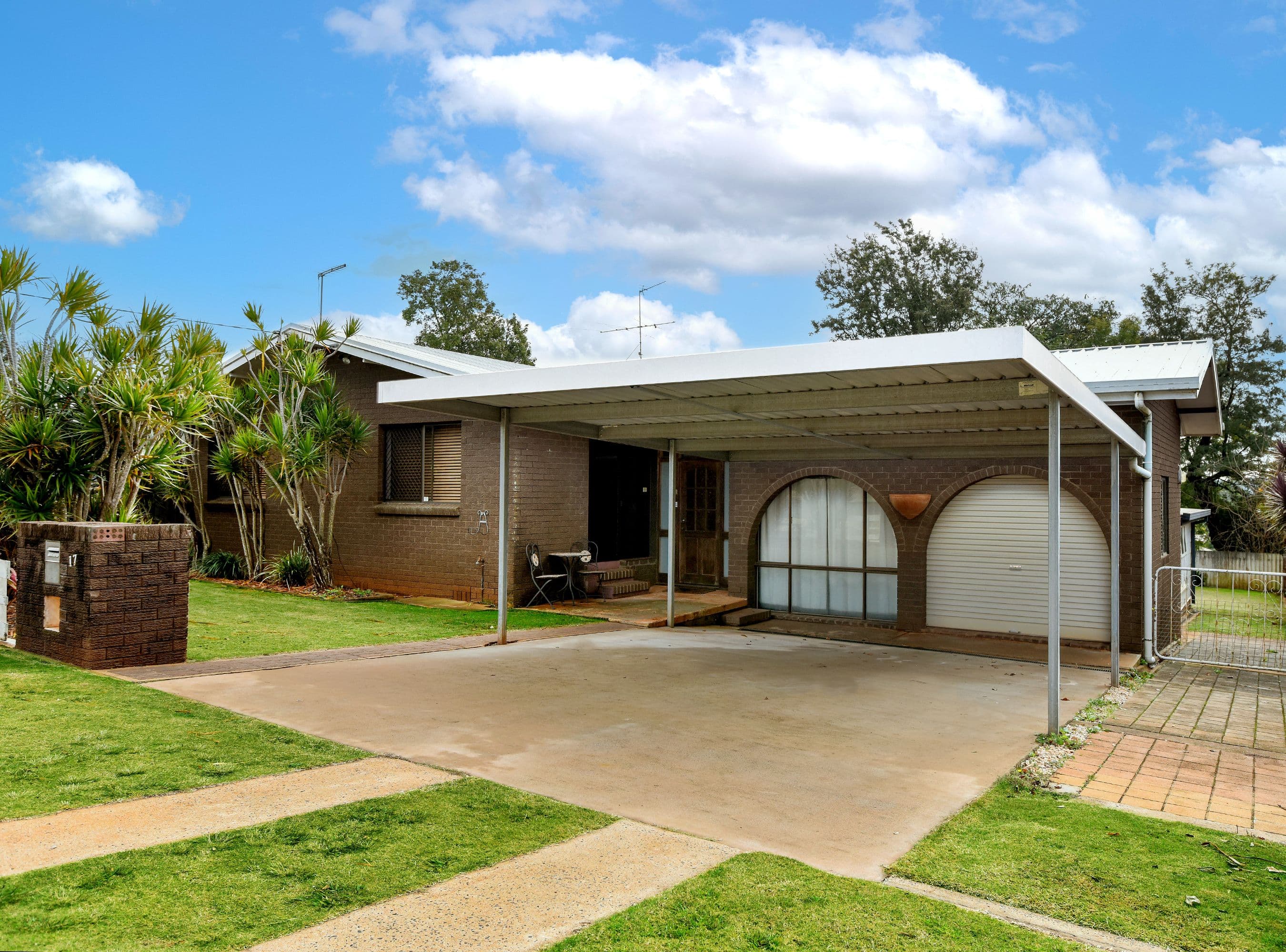 17 Jonathan Street, Rockville QLD 4350, Rockville - Image 1