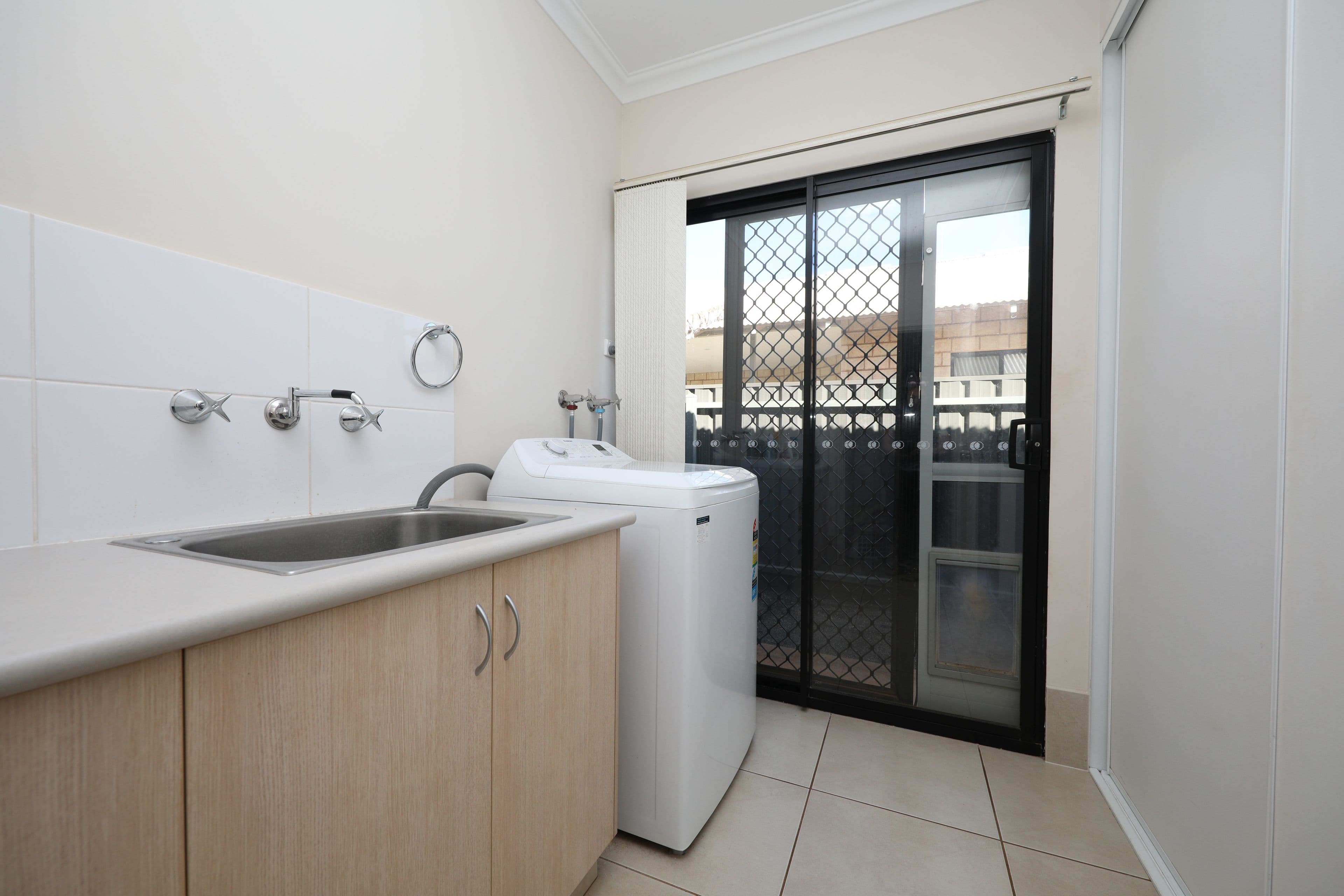 16 Bettong Bend, Baynton WA 6714, Baynton - Thumbnail 5