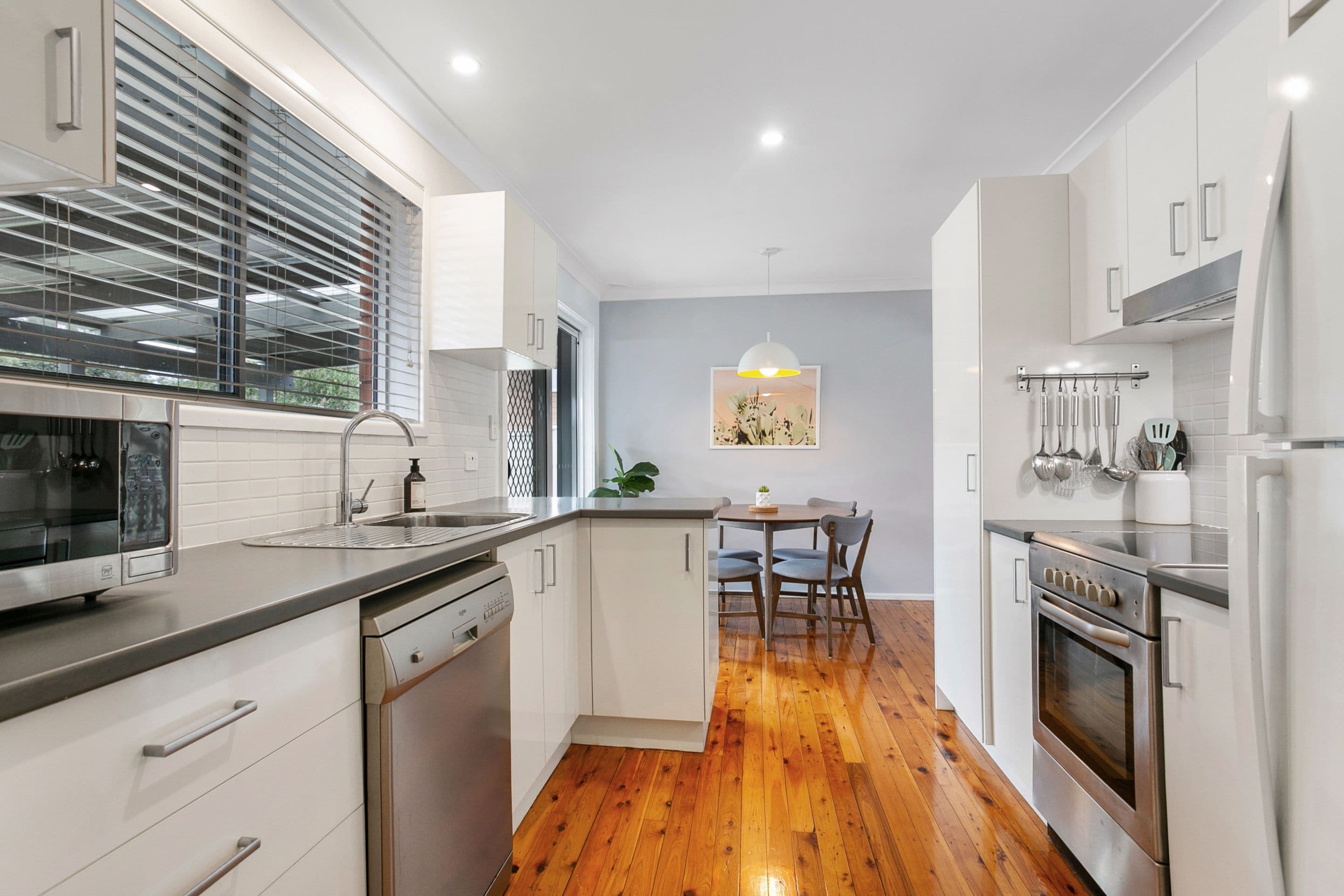 2 Robyn Avenue, South Penrith NSW 2750, South Penrith - Thumbnail 2