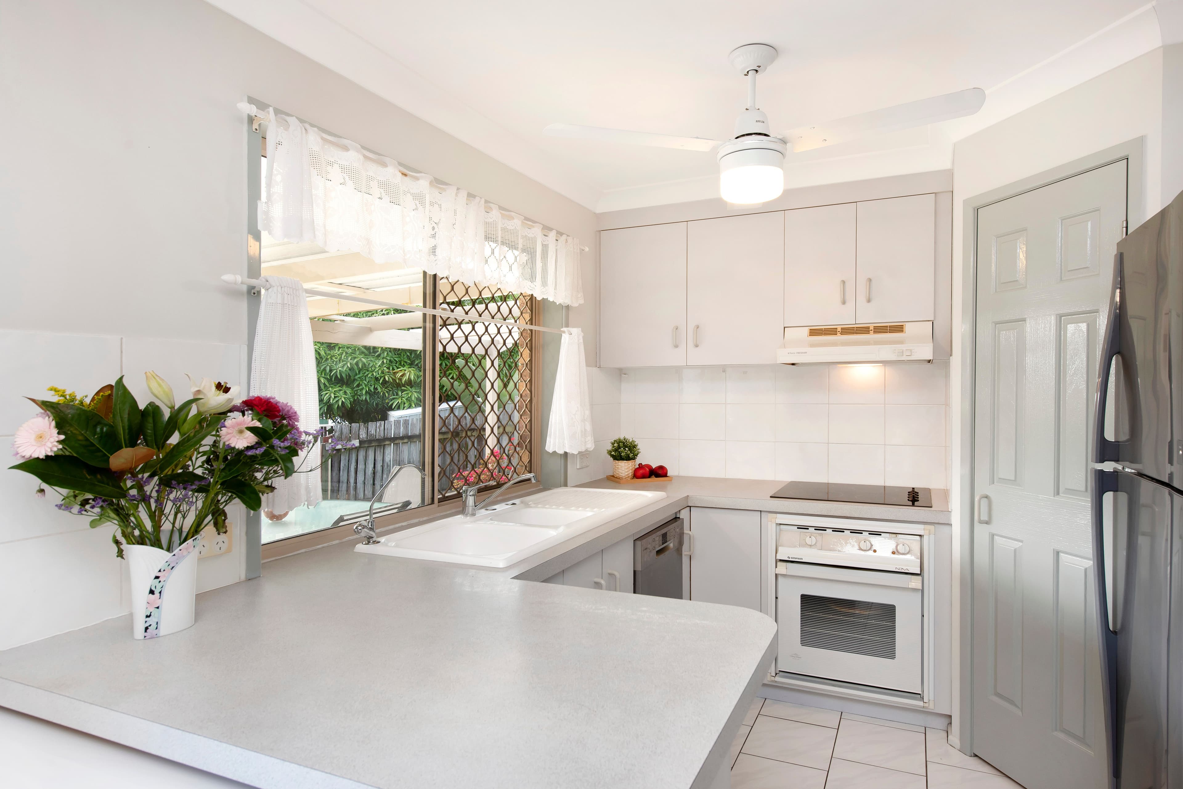 3 Warren Court, Loganlea QLD 4131, Loganlea - Thumbnail 3