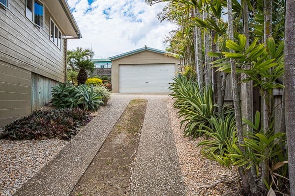 23 Grevillea Drive, GLENELLA QLD 4740, Glenella - Thumbnail 4