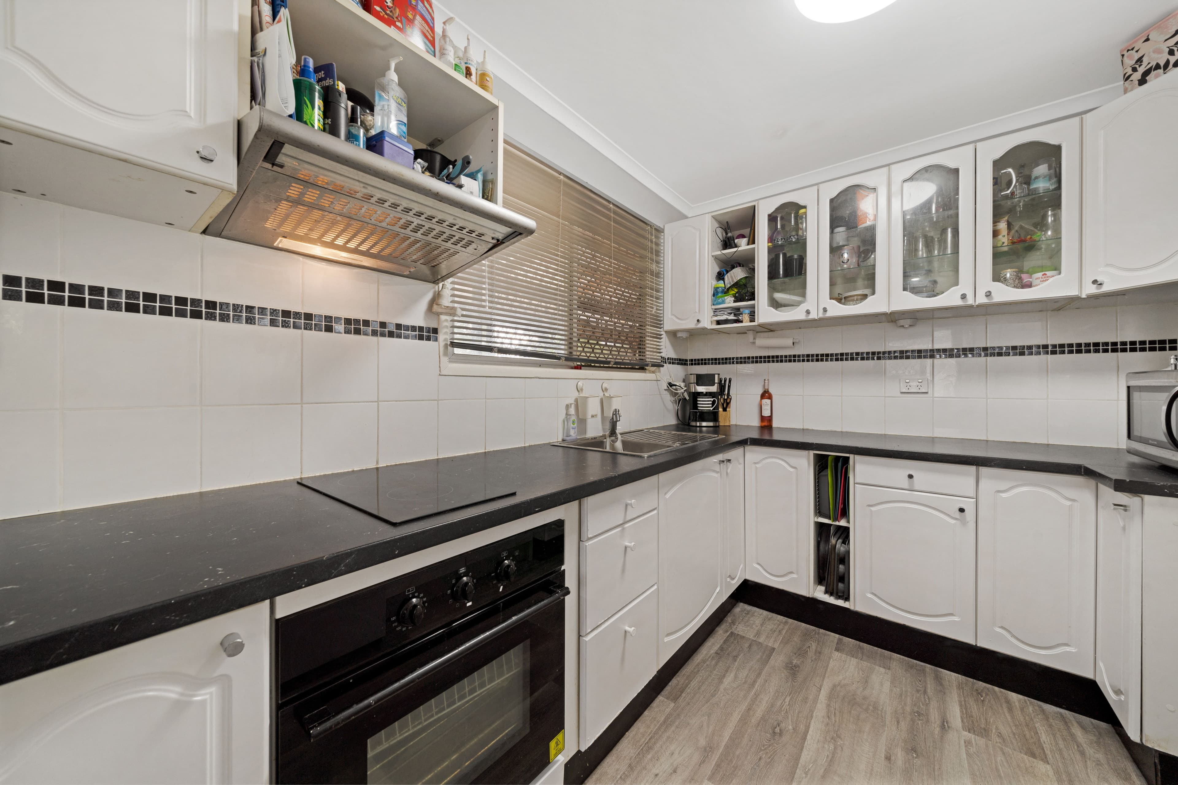 9 Waratah Drive, Crestmead QLD 4132, Crestmead - Thumbnail 2