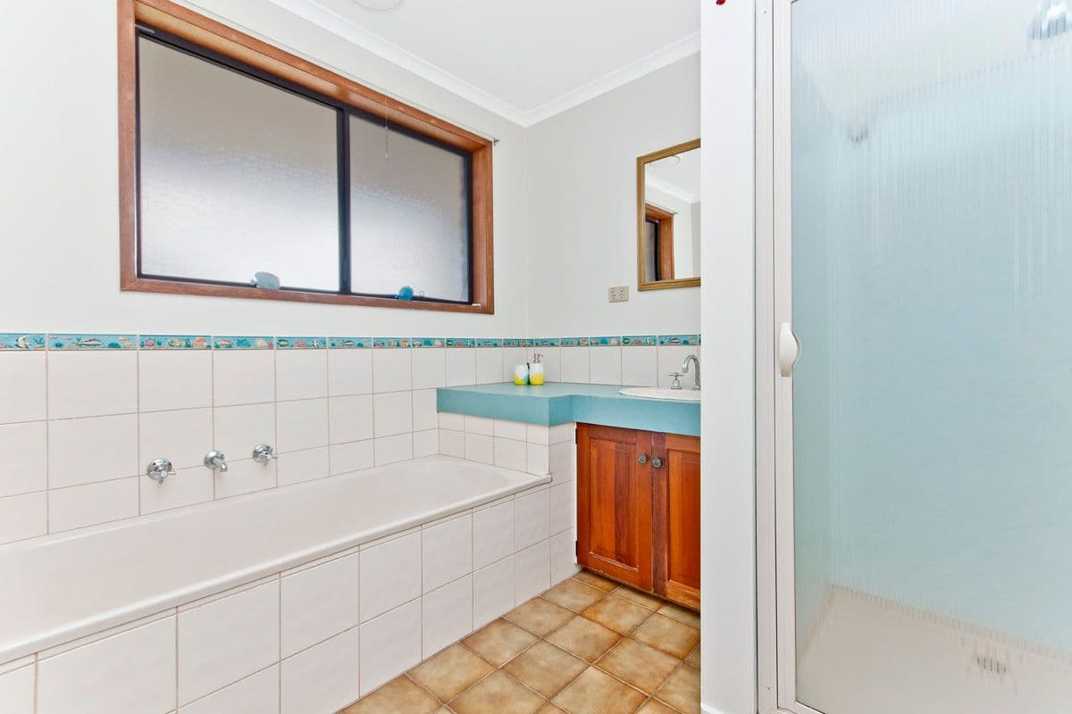 14 Connemara Road, Warrnambool VIC 3280, Warrnambool - Thumbnail 7