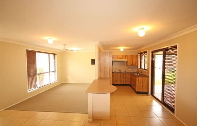 71 Eschol Park Drive, ESCHOL PARK NSW 2558, Eschol Park - Thumbnail 2