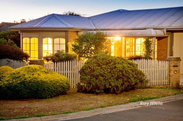 13 Roberna Court, LANGWARRIN VIC 3910, Langwarrin - Image 1