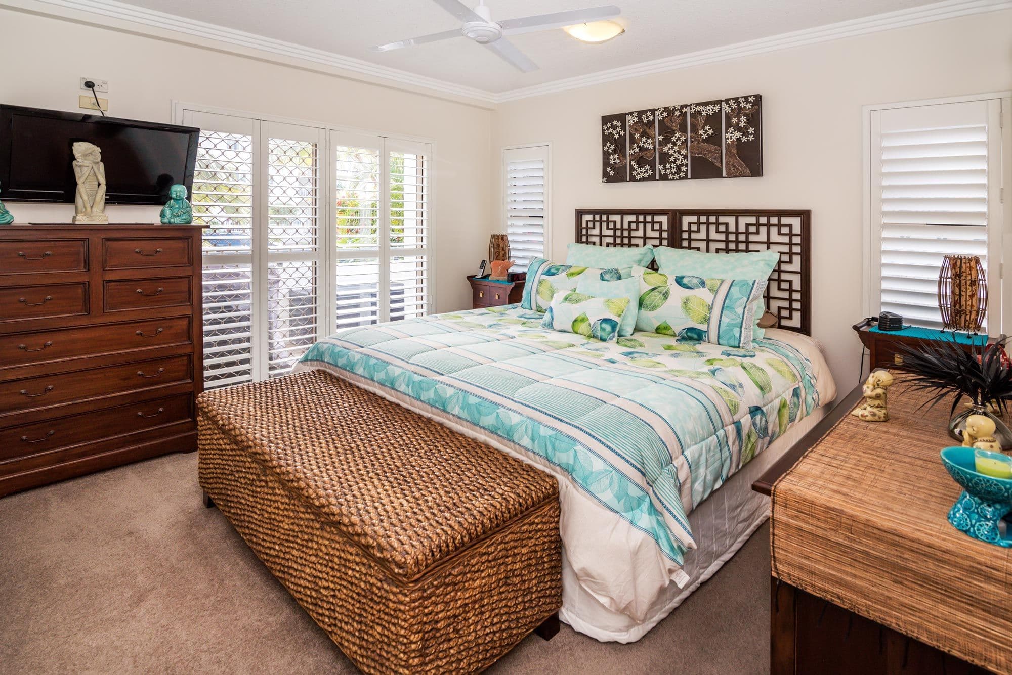 2 Oleander Avenue, Biggera Waters QLD 4216, Biggera Waters - Thumbnail 5