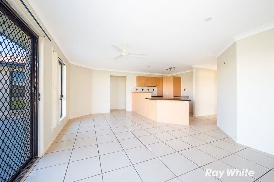 5 Biggera Court, Sandstone Point QLD 4511, Sandstone Point - Thumbnail 5