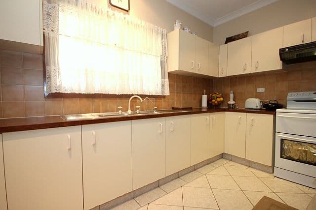 1 Compton Street, BASS HILL NSW 2197, Bass Hill - Thumbnail 7