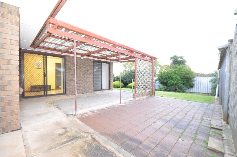 43 Adams Road, CRAIGMORE SA 5114, Craigmore - Thumbnail 2