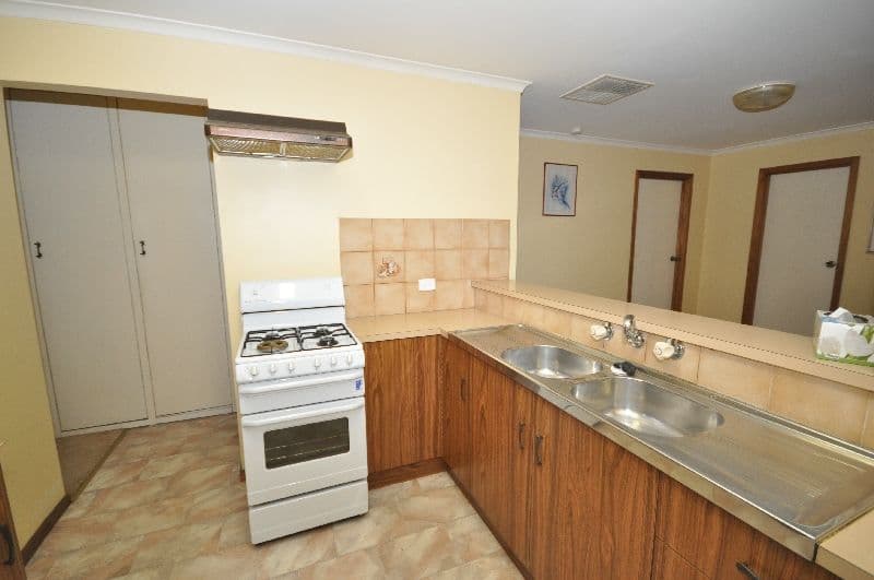 43 Adams Road, CRAIGMORE SA 5114, Craigmore - Thumbnail 6