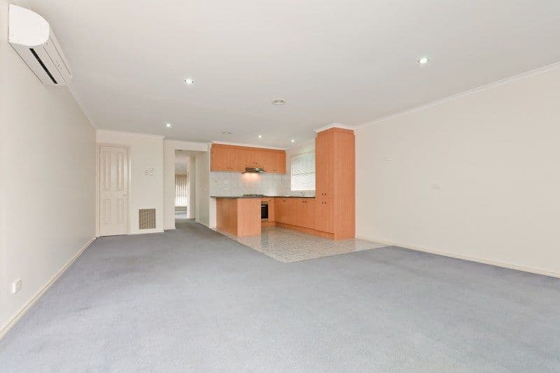 19 Goulburn Way, CRAIGIEBURN VIC 3064, Craigieburn - Thumbnail 4