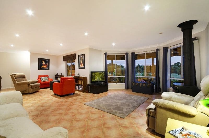 54 Savage Drive, INVERLEIGH VIC 3321, Inverleigh - Thumbnail 3