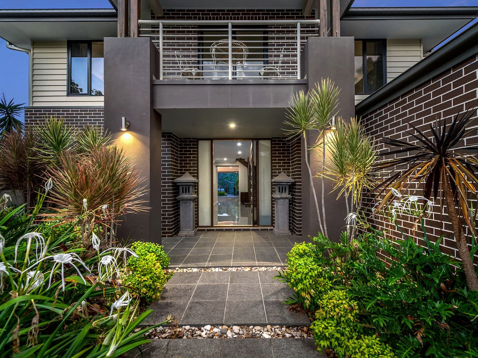 12 Dana Street, Cashmere QLD 4500, Cashmere - Thumbnail 2