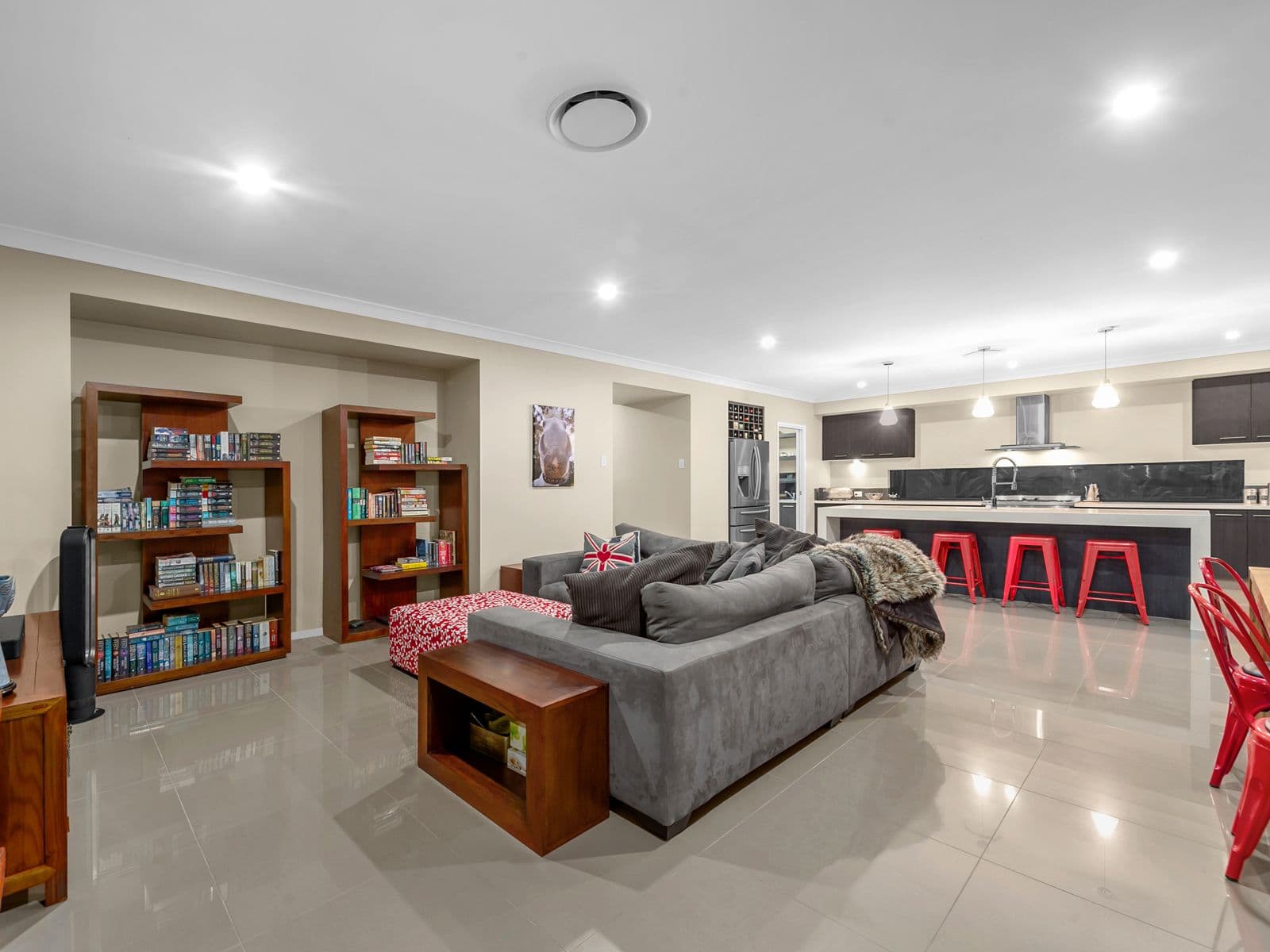 12 Dana Street, Cashmere QLD 4500, Cashmere - Thumbnail 7