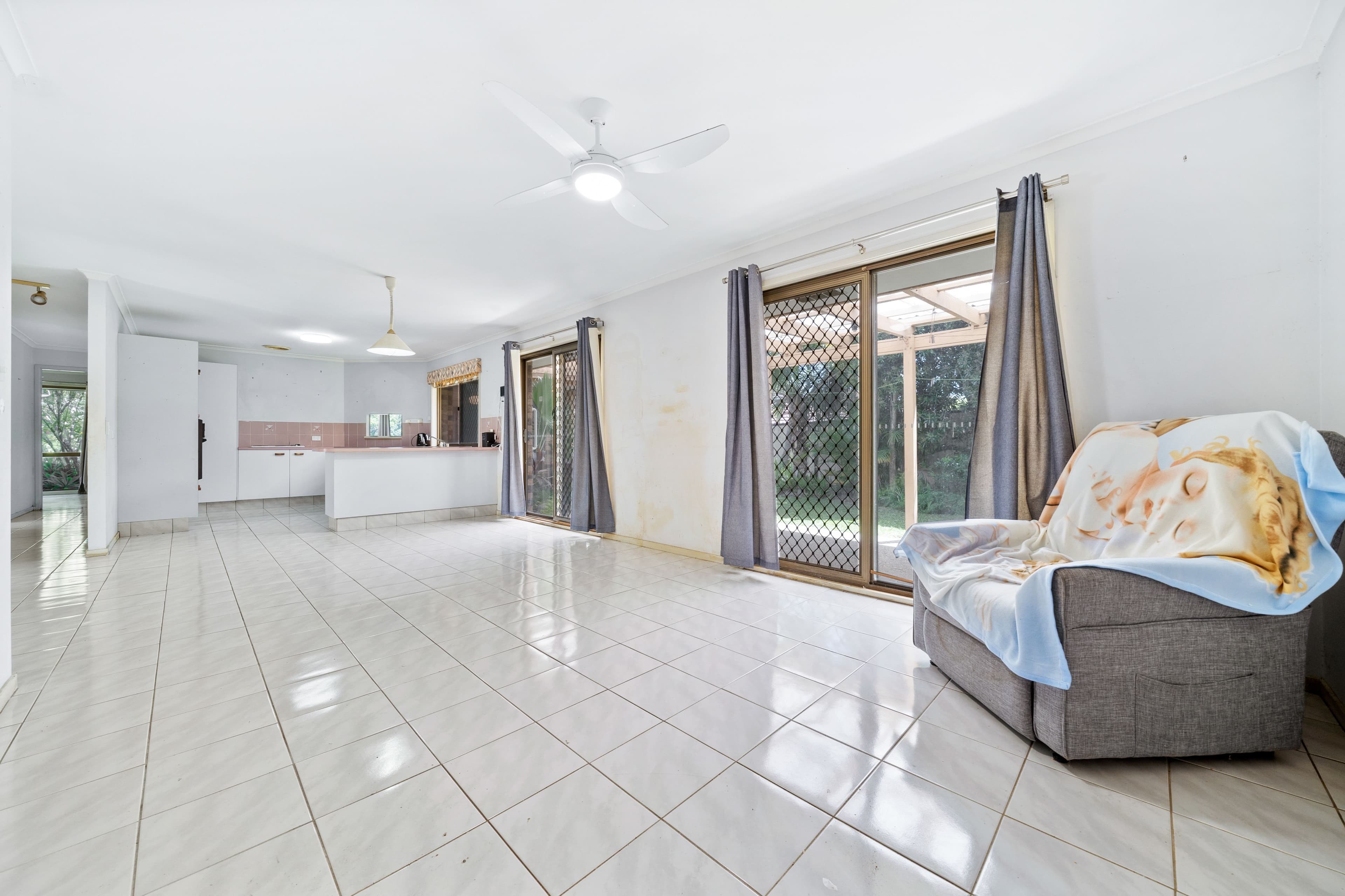 18 Benjul Drive, Beenleigh QLD 4207, Beenleigh - Thumbnail 3