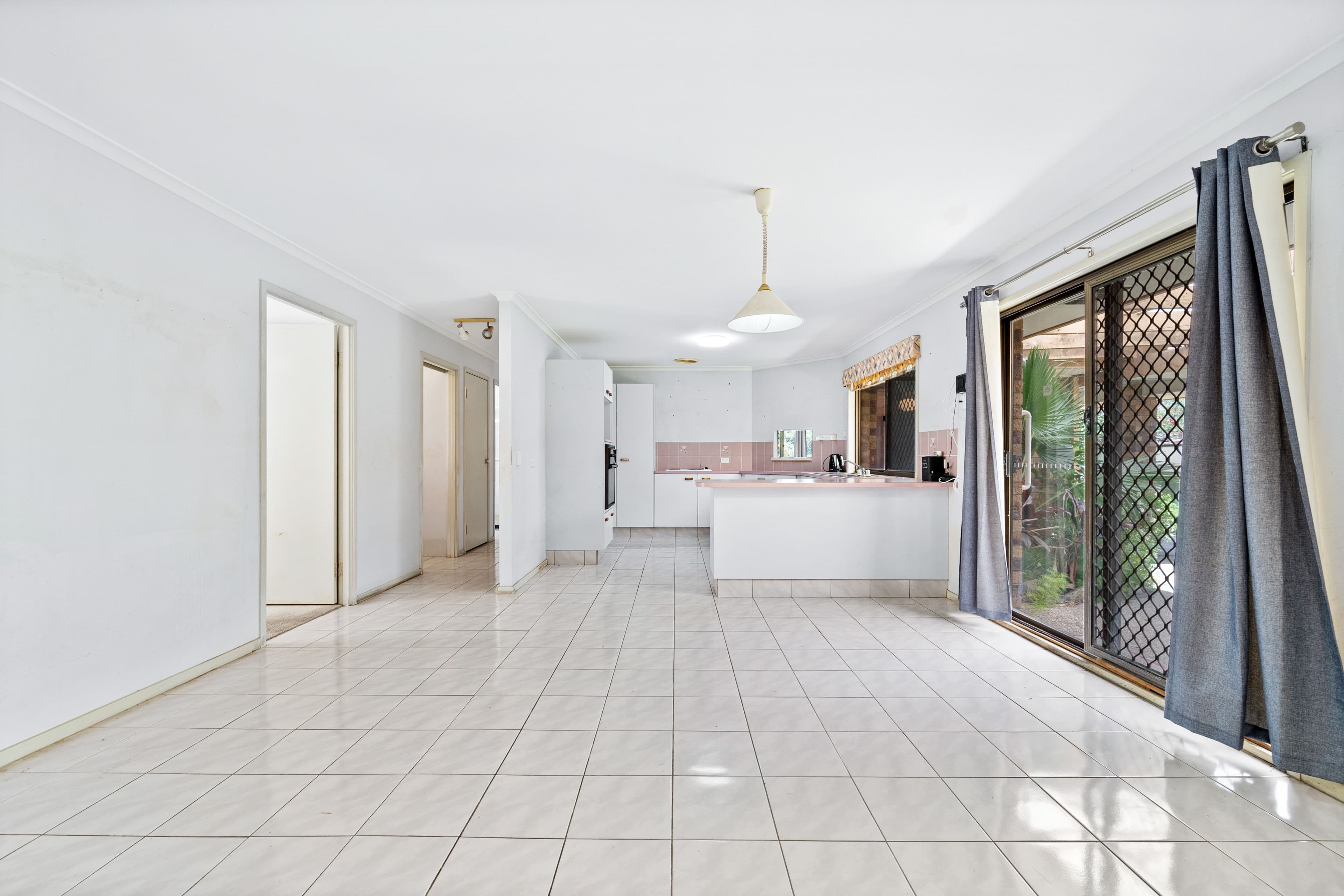 18 Benjul Drive, Beenleigh QLD 4207, Beenleigh - Thumbnail 5