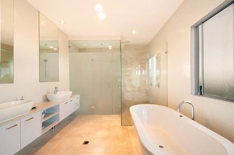 23 Hilda Street, MERMAID BEACH QLD 4218, Mermaid Beach - Thumbnail 3