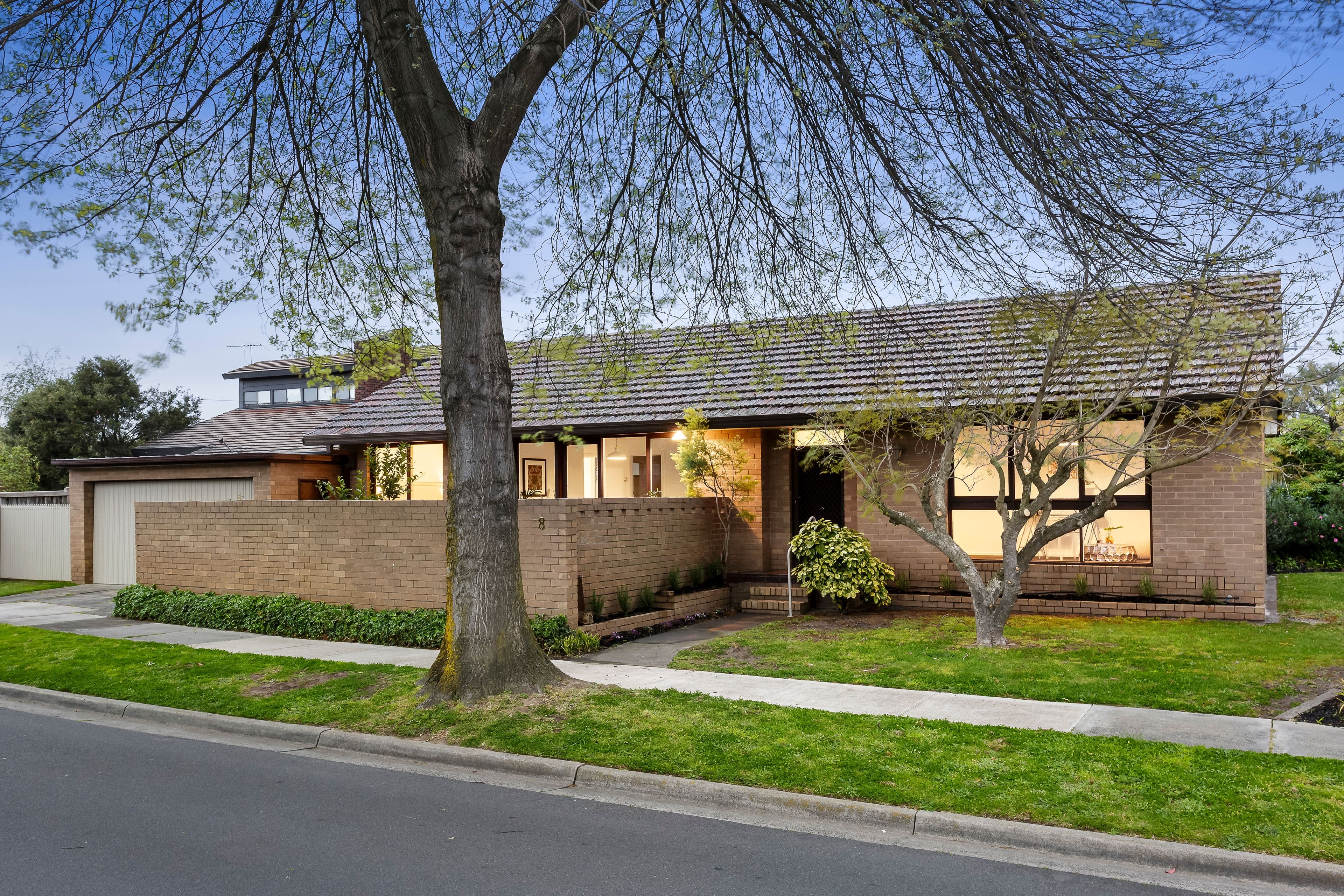 8 Riley Street, Oakleigh South VIC 3167, Oakleigh South - Thumbnail 2