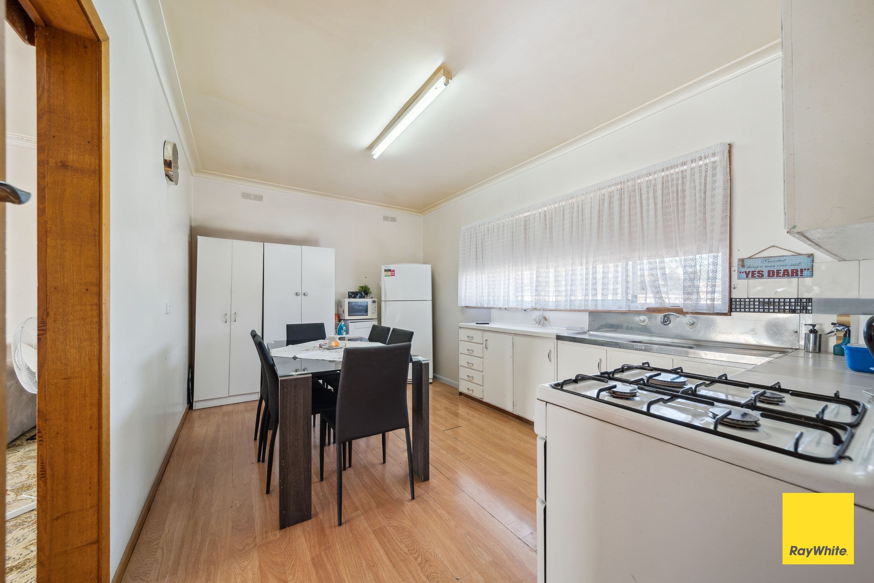 33 Black Street, Long Gully VIC 3550, Long Gully - Thumbnail 5