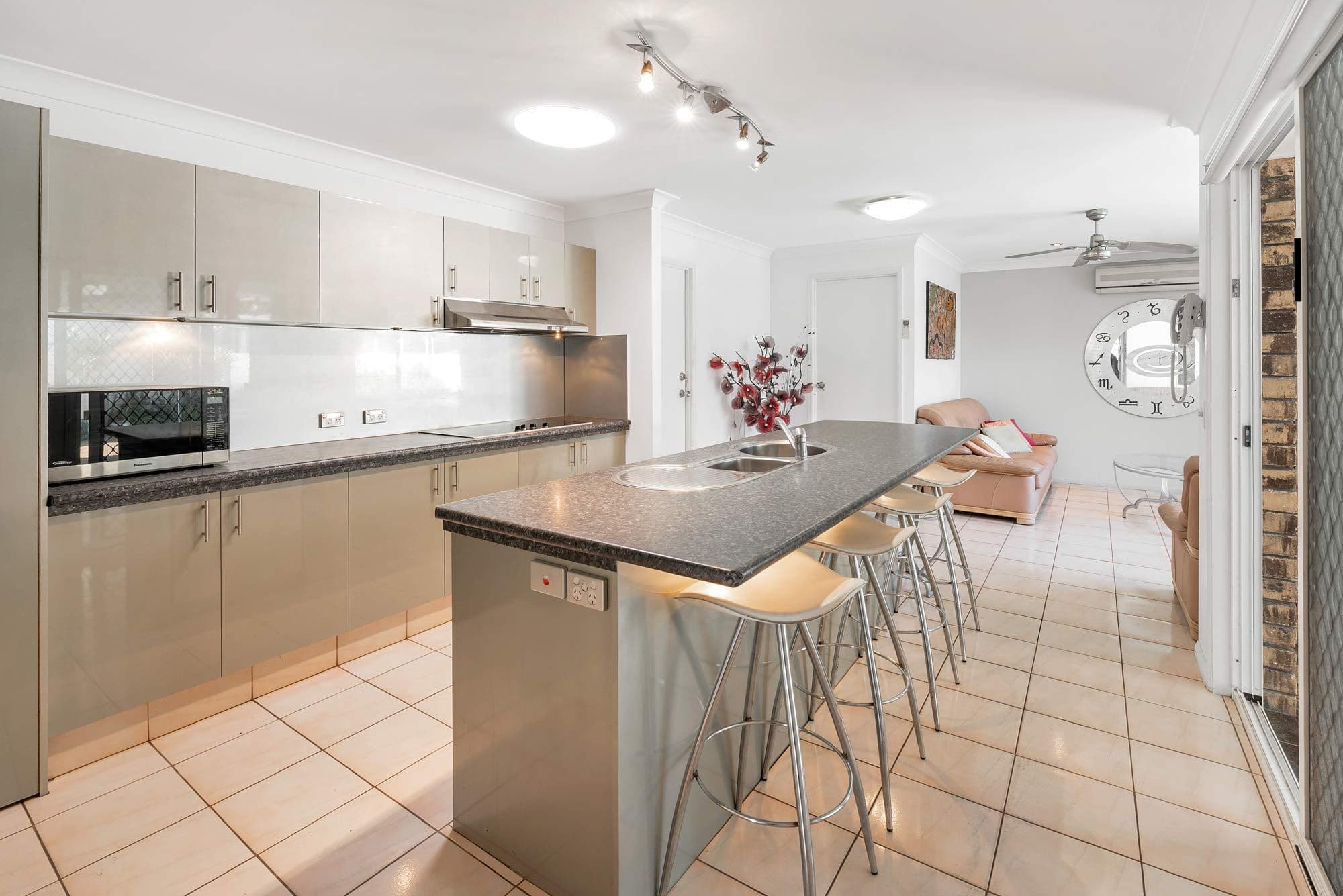 2 Rum Point Place, Runaway Bay QLD 4216, Runaway Bay - Thumbnail 2