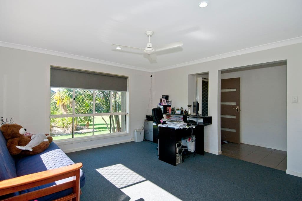 1 Lake Cootharaba Place, Logan Reserve QLD 4133, Logan Reserve - Thumbnail 2