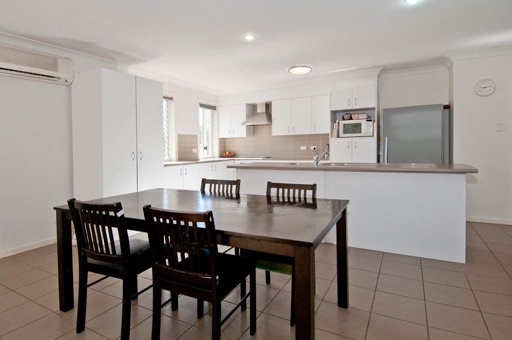 1 Lake Cootharaba Place, Logan Reserve QLD 4133, Logan Reserve - Thumbnail 5
