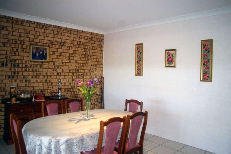 19 Shearsby Crescent, YASS NSW 2582, Yass - Thumbnail 3