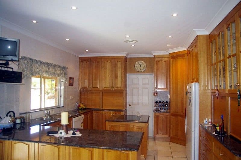 19 Shearsby Crescent, YASS NSW 2582, Yass - Thumbnail 4