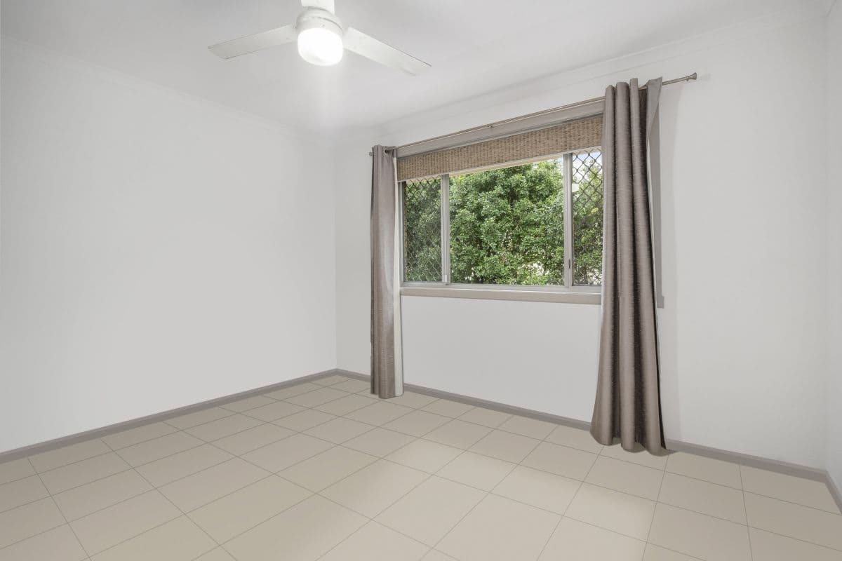31 Frank Street, Labrador QLD 4215, Labrador - Thumbnail 8