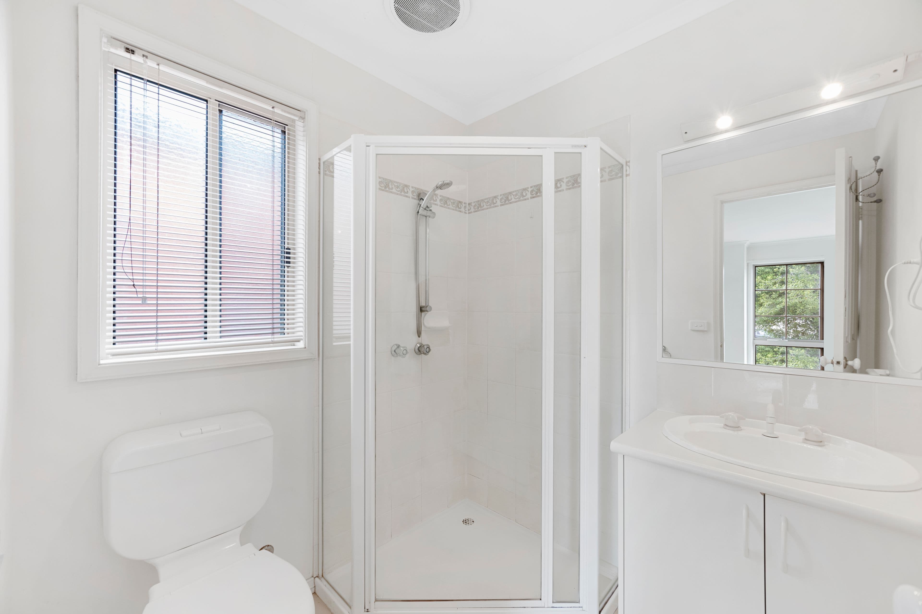 77 Grampians Way, Caroline Springs VIC 3023, Caroline Springs - Thumbnail 4