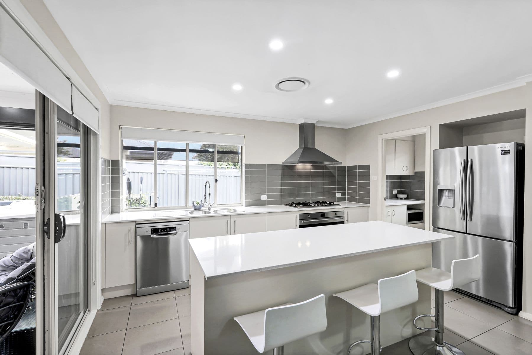 32 Cottonwood Avenue, JORDAN SPRINGS NSW 2747, Jordan Springs - Thumbnail 3