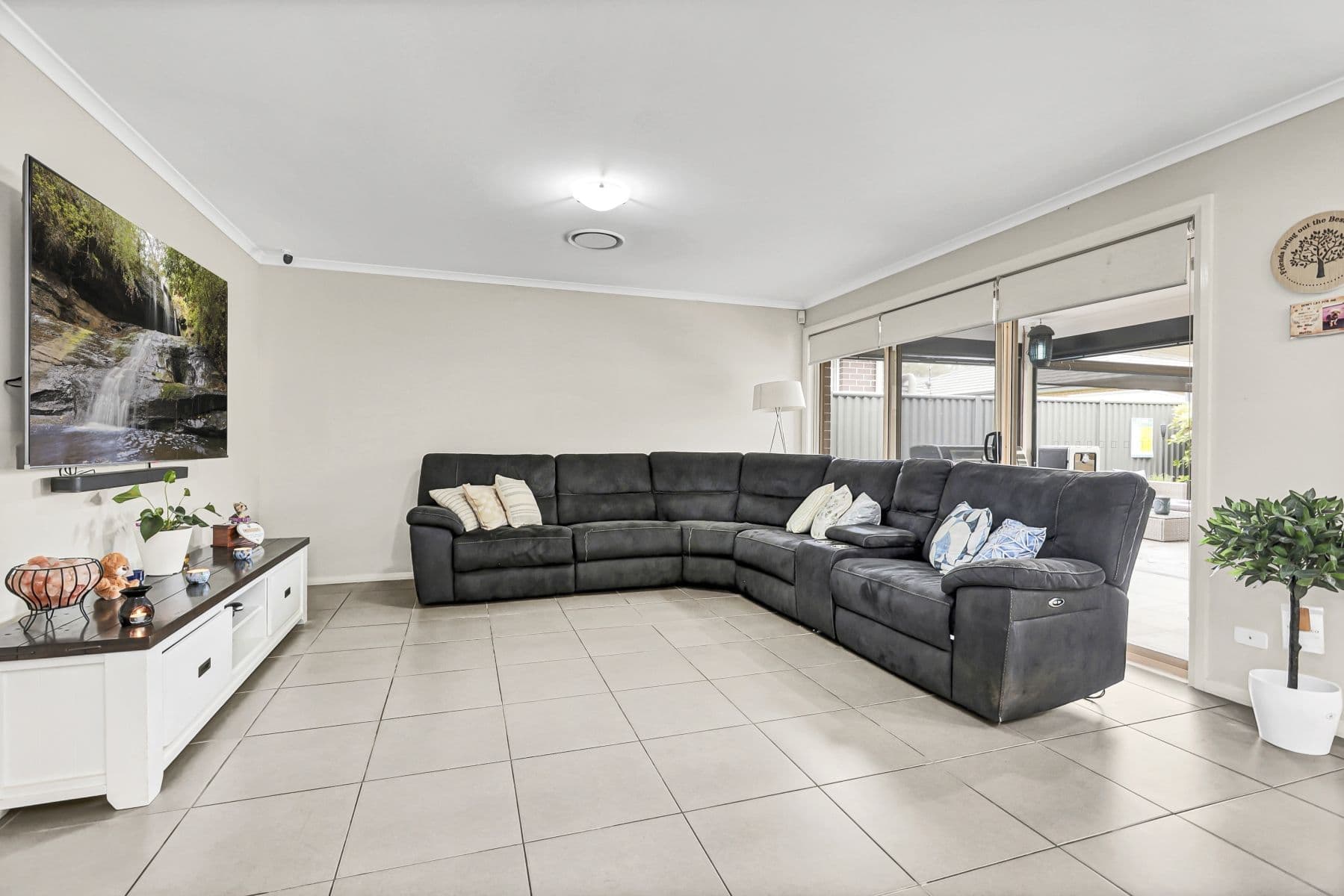 32 Cottonwood Avenue, JORDAN SPRINGS NSW 2747, Jordan Springs - Thumbnail 6