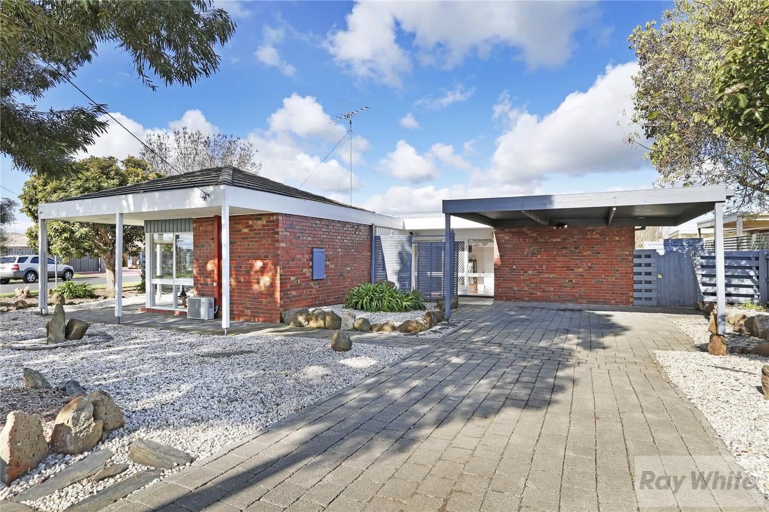 104 Flinders Avenue, LARA VIC 3212, Lara - Image 1