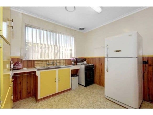 9 Macedon Avenue, DALLAS VIC 3047, Dallas - Thumbnail 4