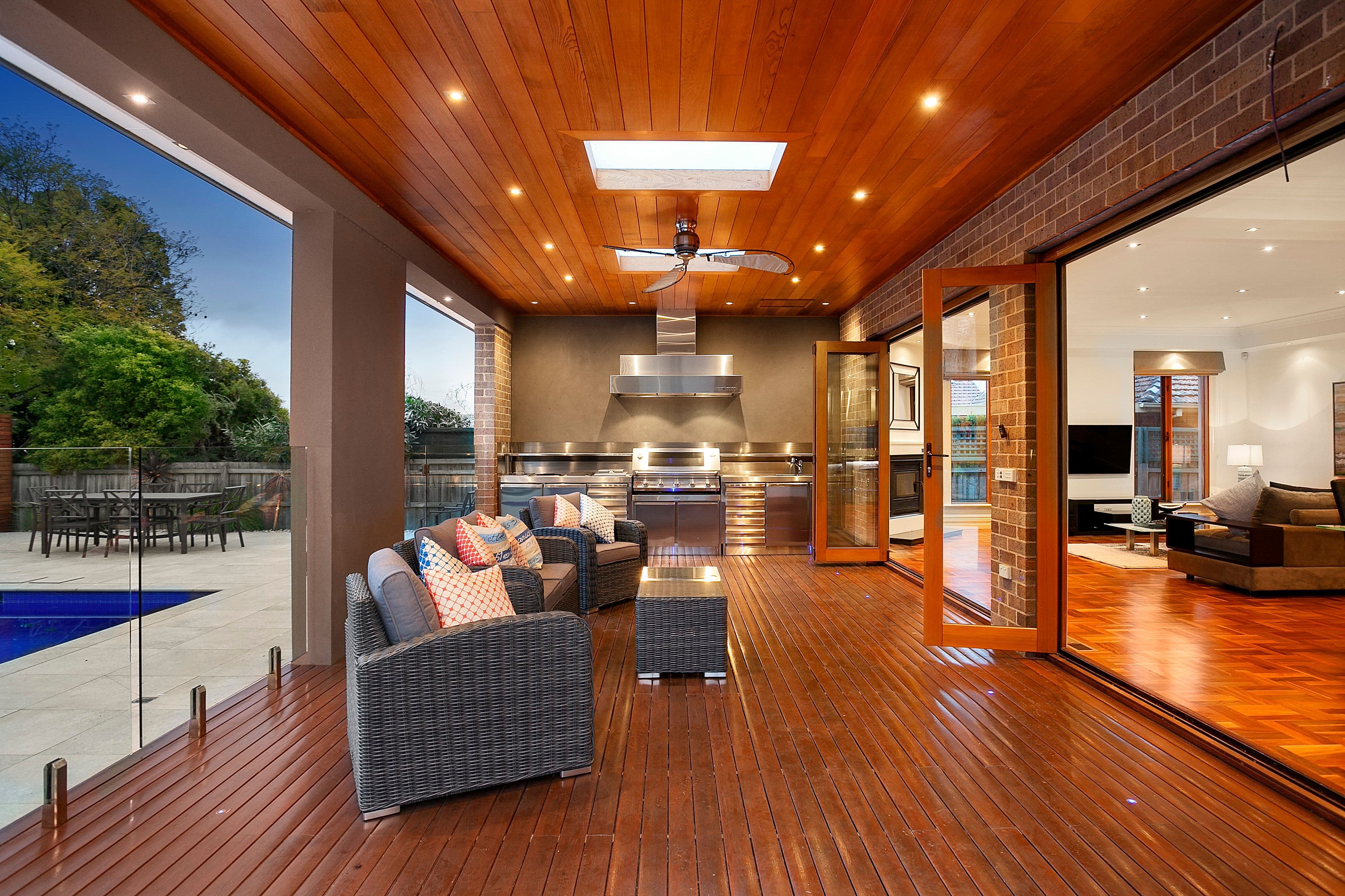 4 Oxford Street, Camberwell VIC 3124, Camberwell - Thumbnail 2