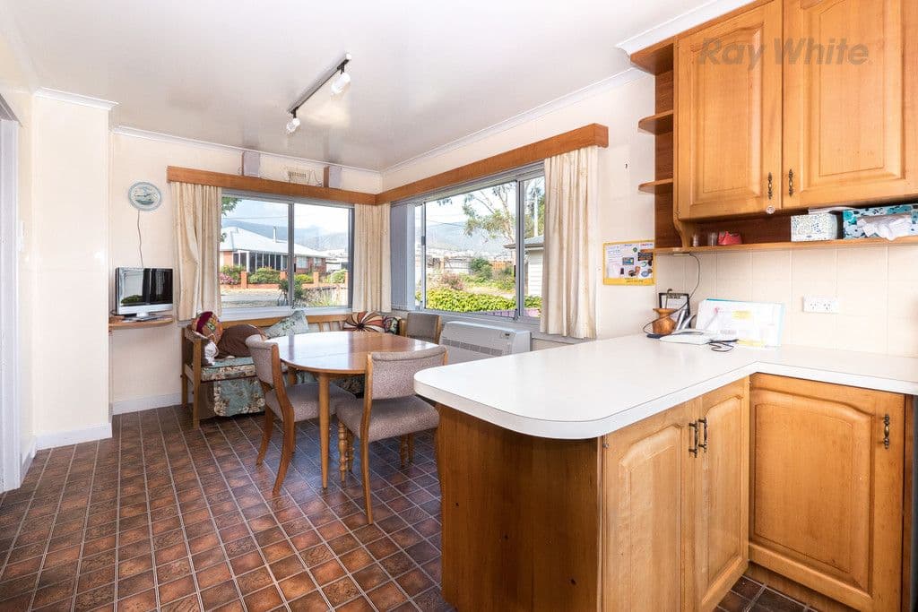 5 Young Street, Glenorchy TAS 7010, Glenorchy - Thumbnail 3