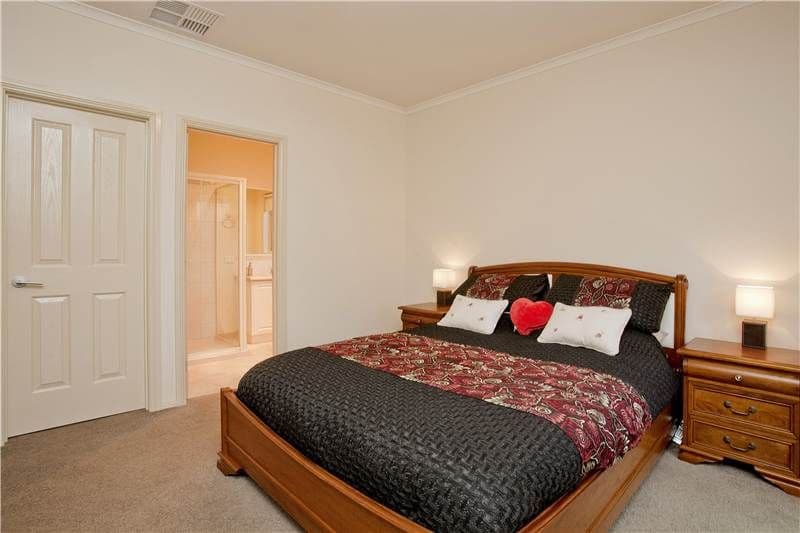 50 Prestige Avenue, BELL PARK VIC 3215, Bell Park - Thumbnail 8