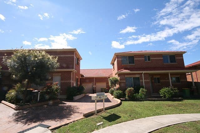 14 Hishion Place, GEORGES HALL NSW 2198, Georges Hall - Image 1