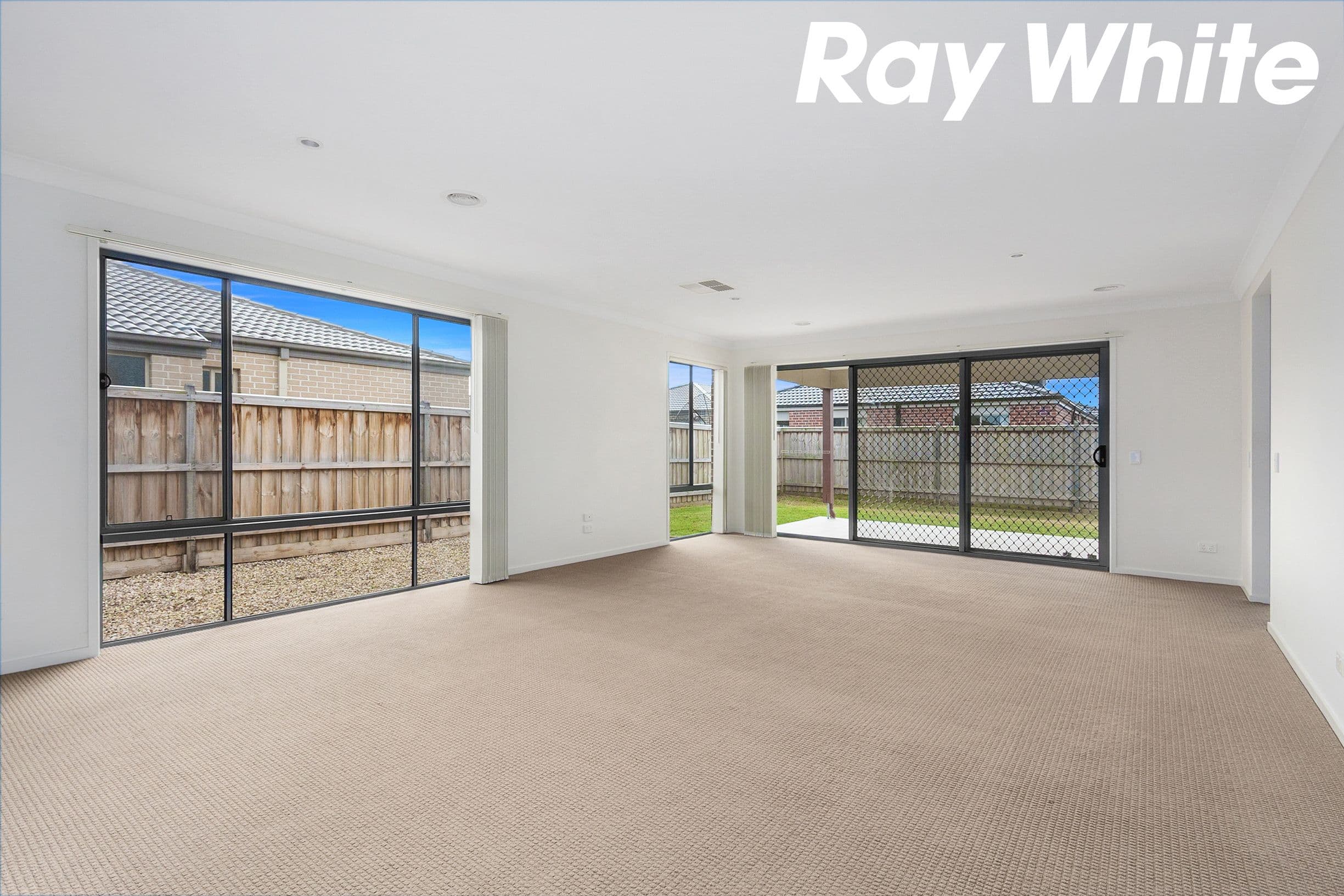 8 Bremer Street, Clyde North VIC 3978, Clyde North - Thumbnail 5
