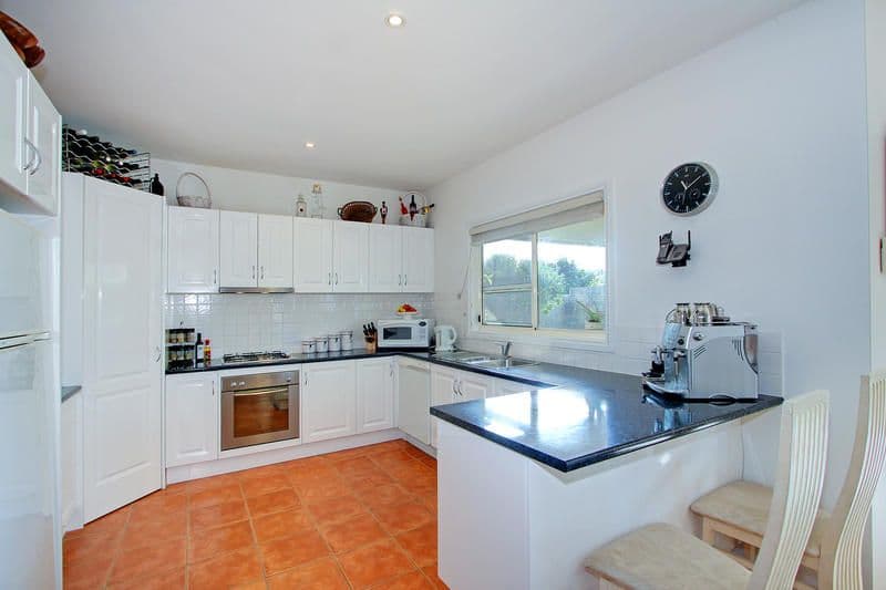 10-12 Surrey Street, MORNINGTON VIC 3931, Mornington - Thumbnail 4