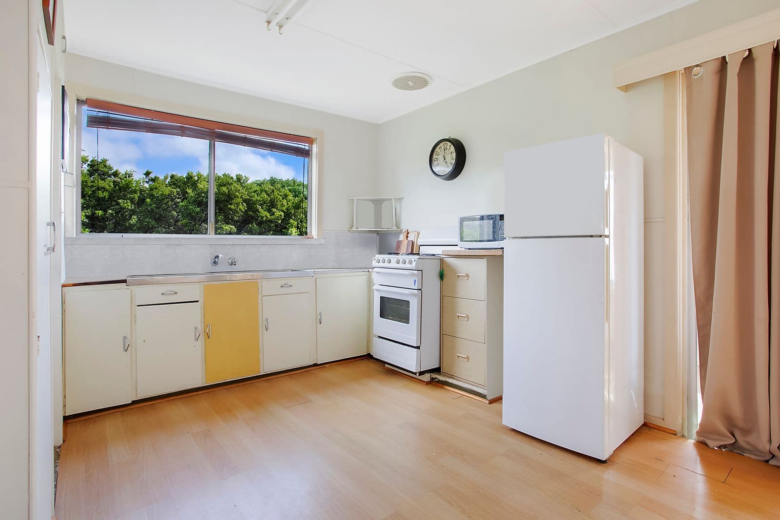 12 Pitcher Street, Port Campbell VIC 3269, Port Campbell - Thumbnail 6