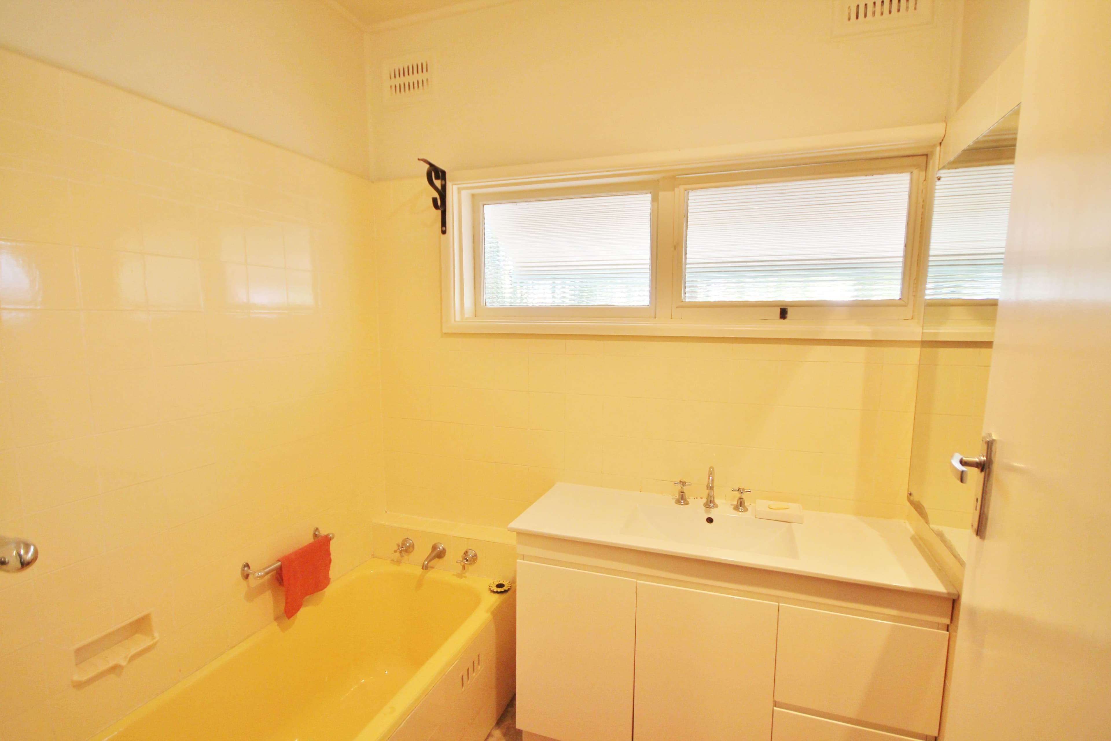 33 Hills Street, Young - Thumbnail 8