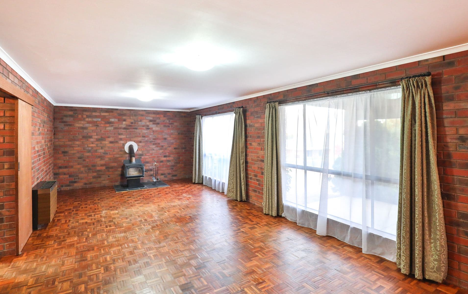 106 McEdward Street, Birdwoodton - Thumbnail 8